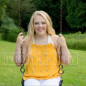 Meet your Posher, Kayla